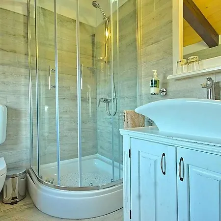 Soricevi Dvori Holiday home