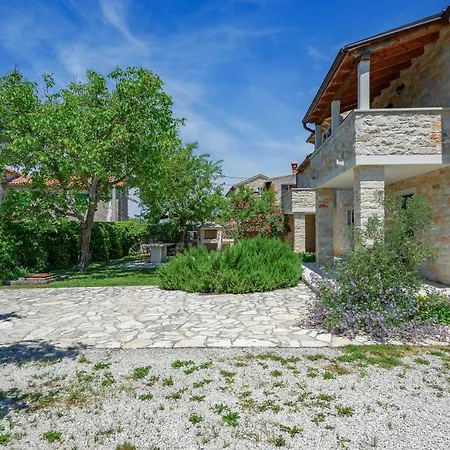 Soricevi Dvori Holiday home