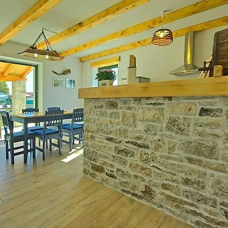 Soricevi Dvori * Barat (Rovinj)