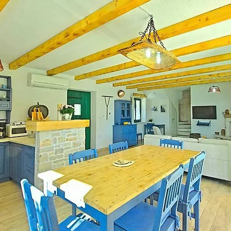 Holiday home Soricevi Dvori Barat (Rovinj)